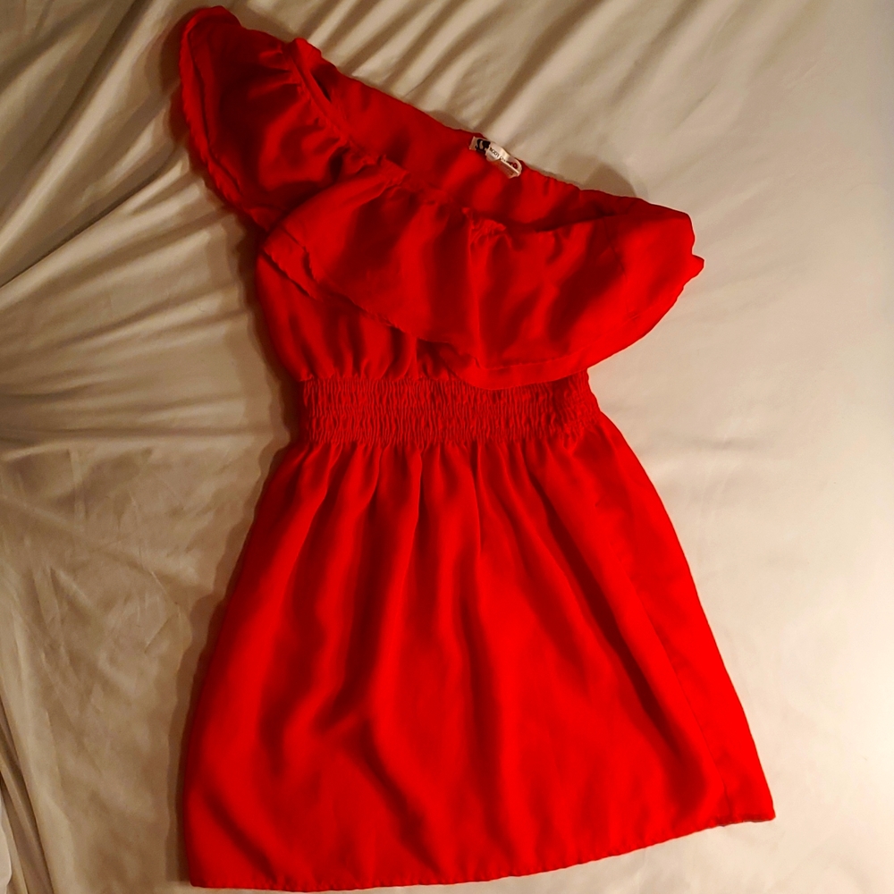 Ruffled One Shoulder Dress